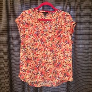 Floral light weight blouse